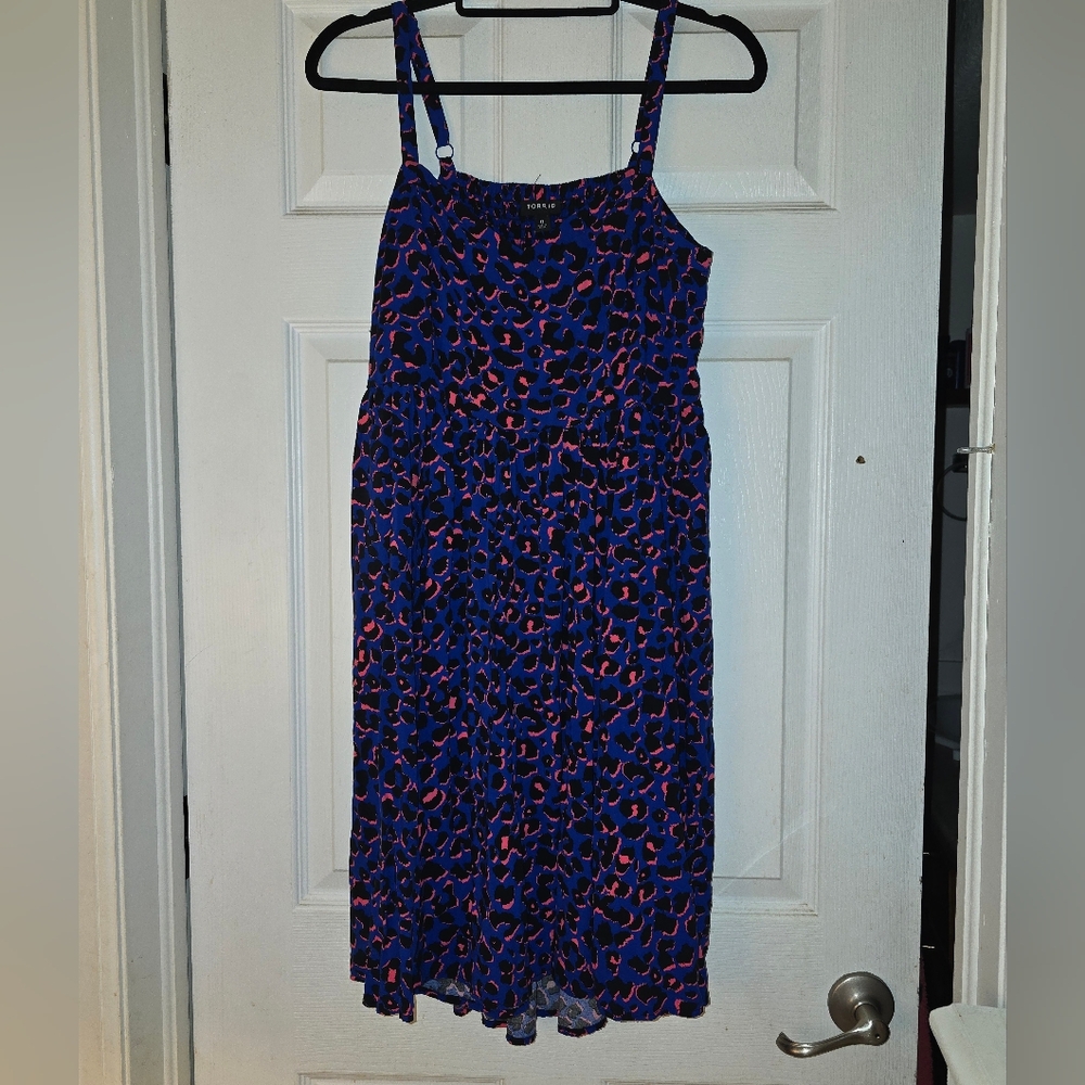 Torrid Plus Size "O" PURPLE/BLUE AND PINK Patterned Women's Dress
